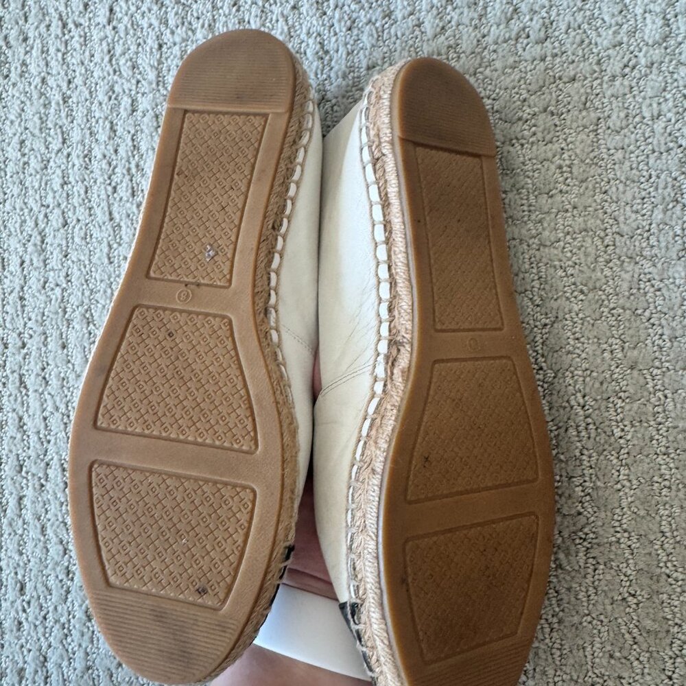 Tory Burch Two Tone Cap Toe Leather Espadrille Flat - Picture 4 of 5
